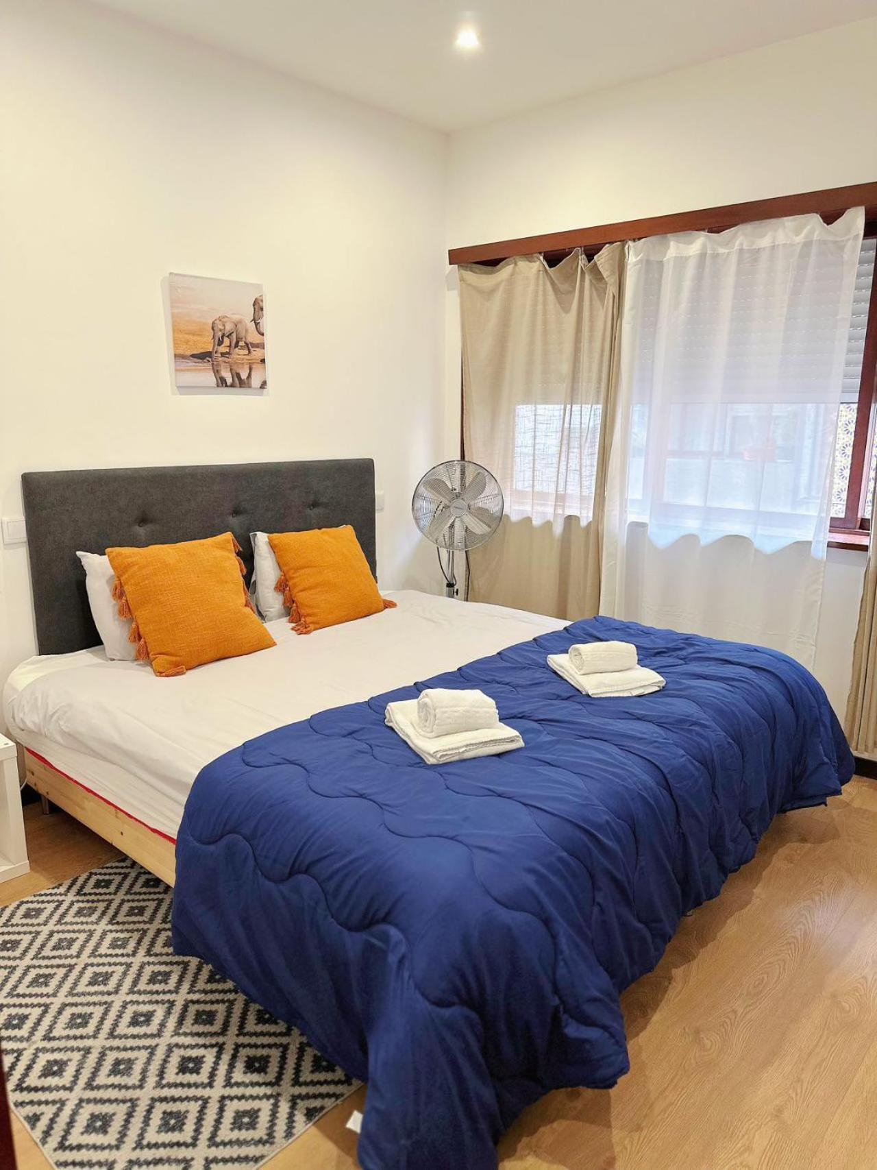 Downtown 2 Minutes By Walk To Center And Metro-Direct To Airpot T4 Appartement Porto Buitenkant foto