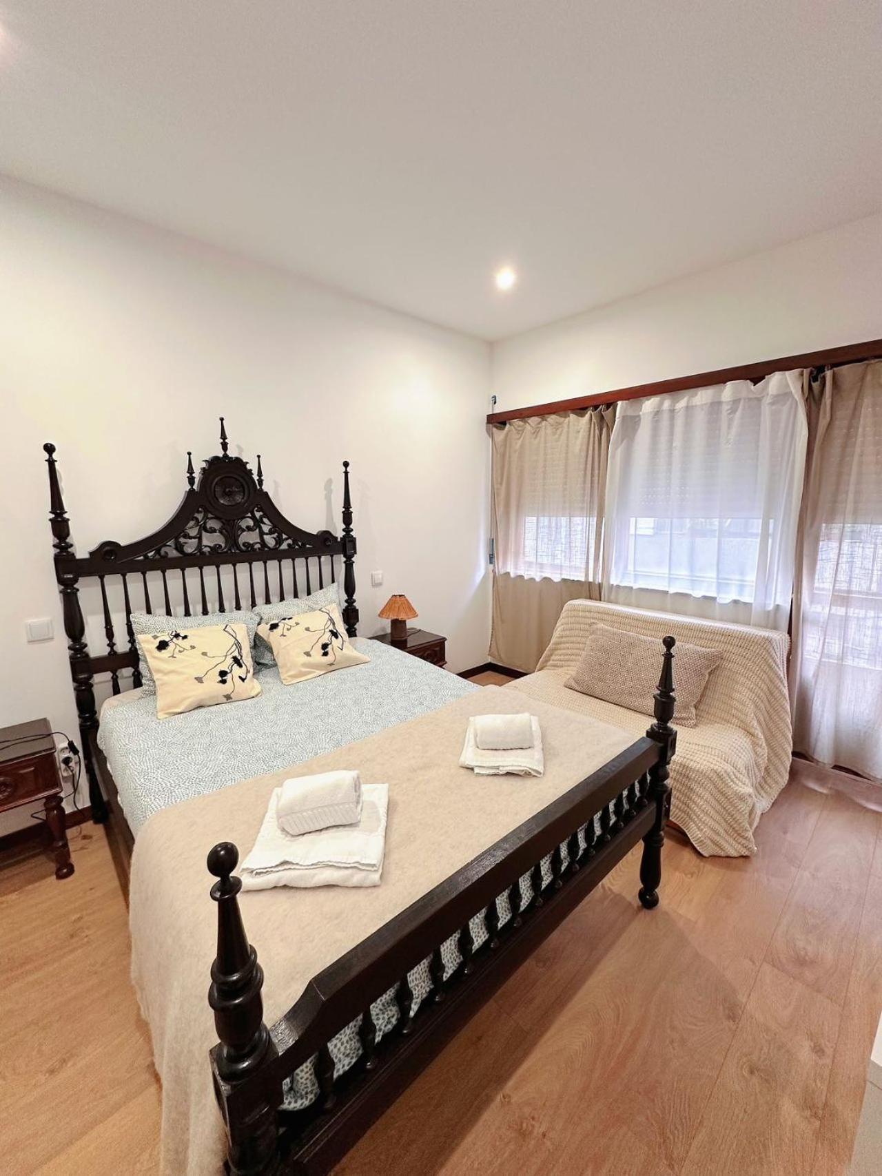 Downtown 2 Minutes By Walk To Center And Metro-Direct To Airpot T4 Appartement Porto Buitenkant foto